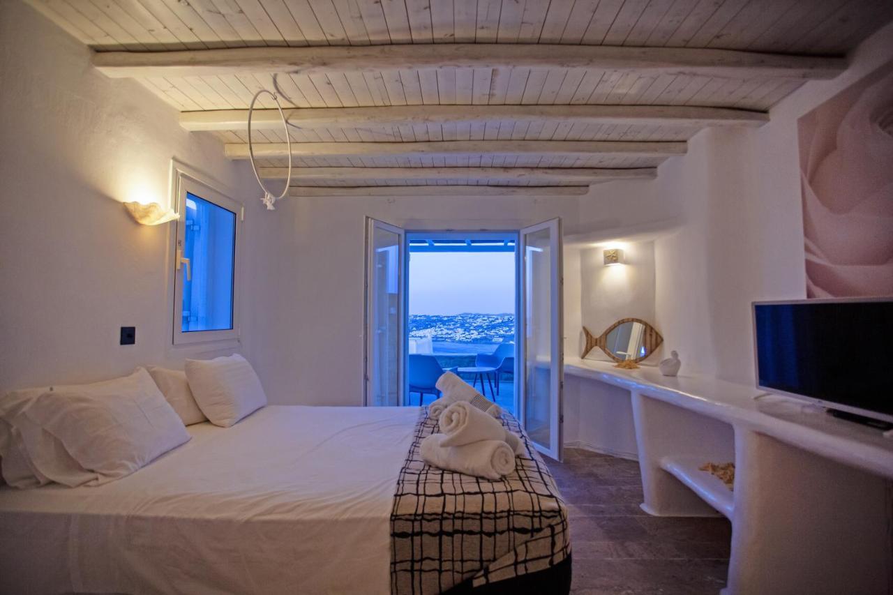 Nuera * Mykonos Town